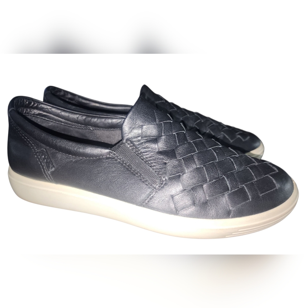 Ecco Leather Slip-On Sneakers, Womens 38 EU (7-7.5 US)
